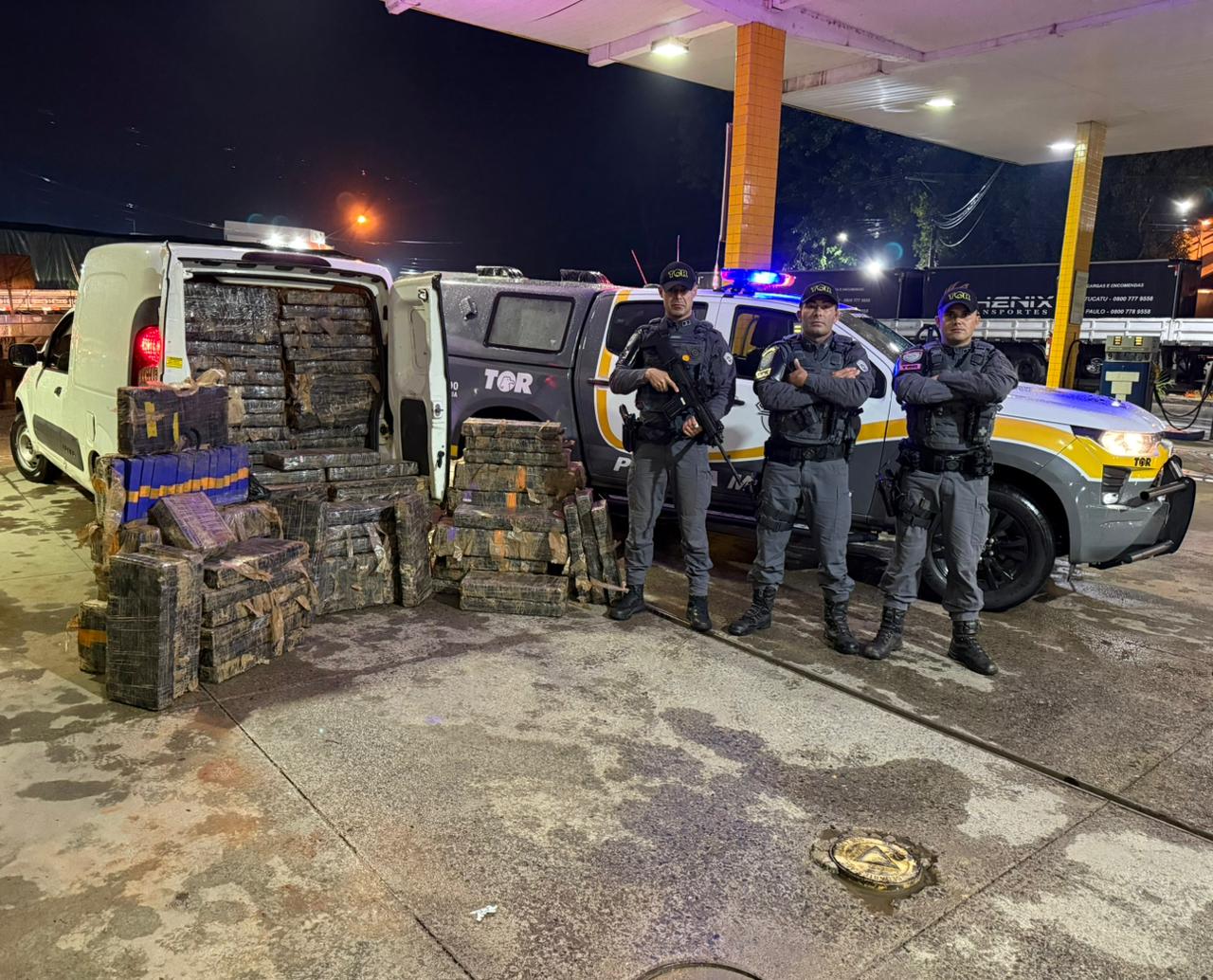 Casal é preso com quase 1 tonelada de maconha no interior de São Paulo