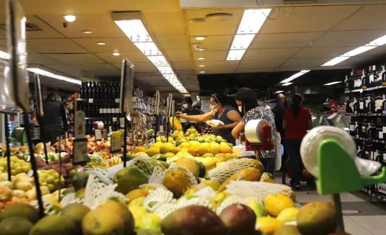 Cesta básica de São Paulo está estável, diz pesquisa do Procon e Dieese