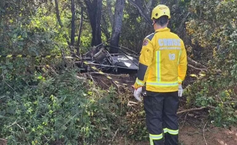 Balão pega fogo e cai em SC; 8 pessoas morrem e 13 sobrevivem