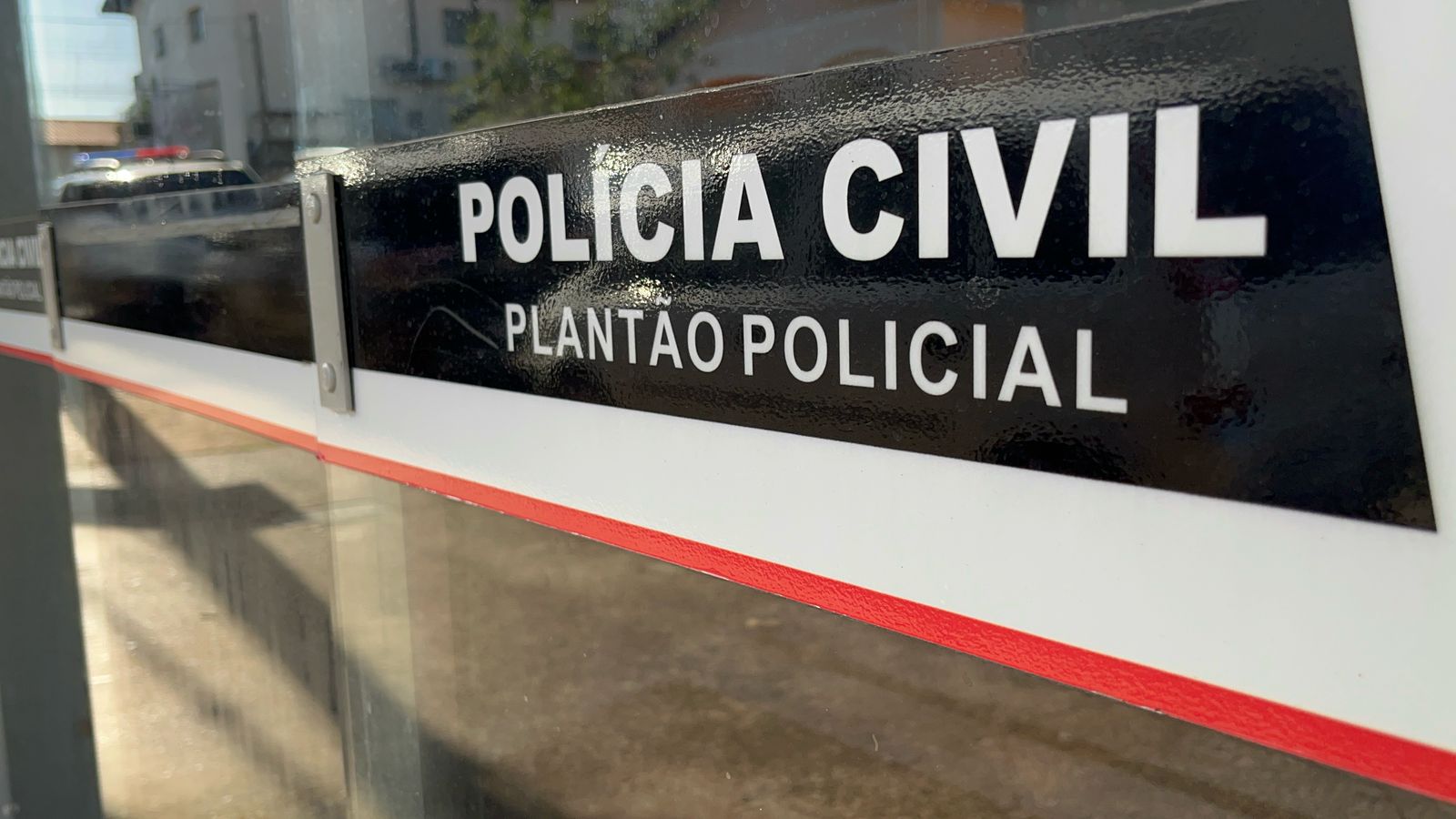 Jovem é detido após atear fogo na casa dos pais no Jardim Lagoa Nova, em Limeira