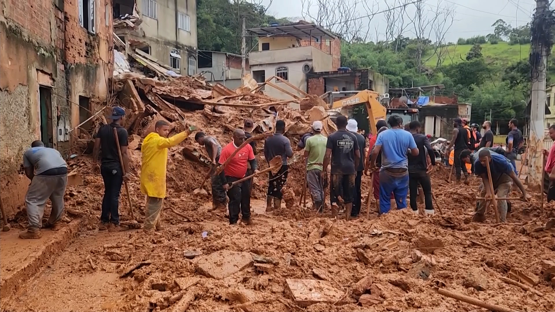 Minas em luto: chuvas matam 25, deixam 43 desaparecidos e colocam Sudeste em alerta máximo