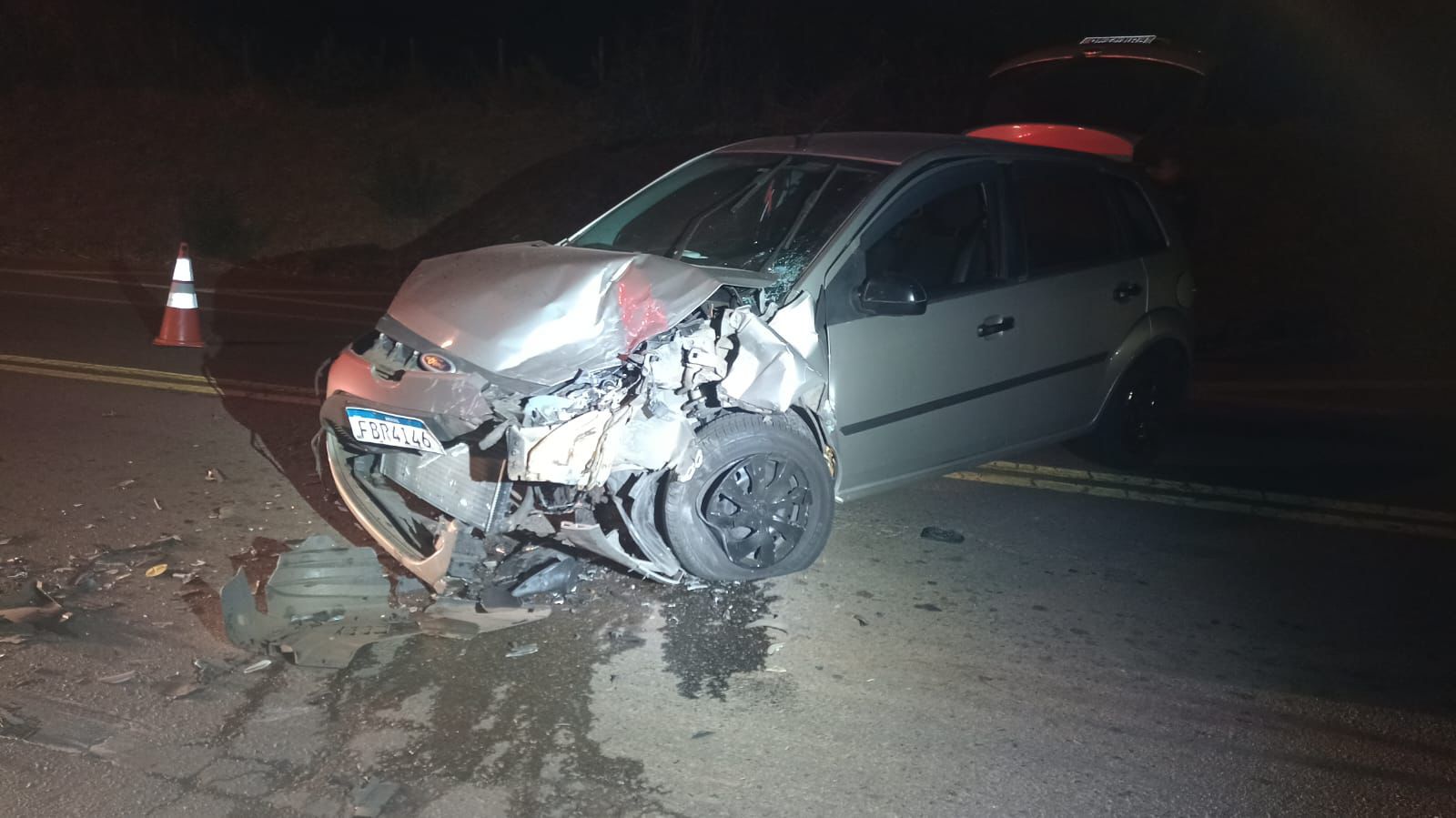 Colisão frontal deixa dois motoristas feridos na Limeira-Cordeirópolis