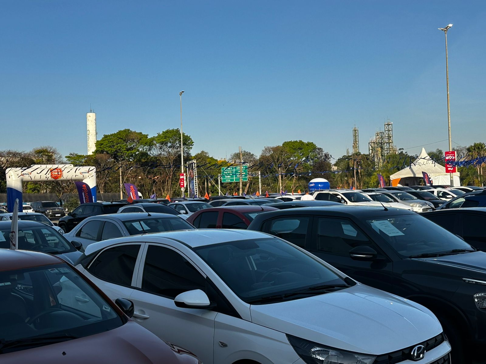 Feirão de Carros e Caminhões vai até domingo no Limeira Shopping