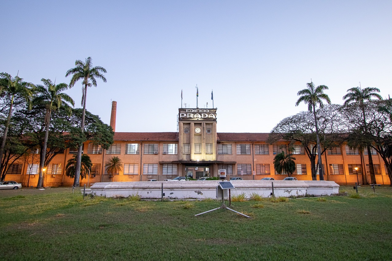 Educação convoca aprovados para o cargo de auxiliar de serviços gerais