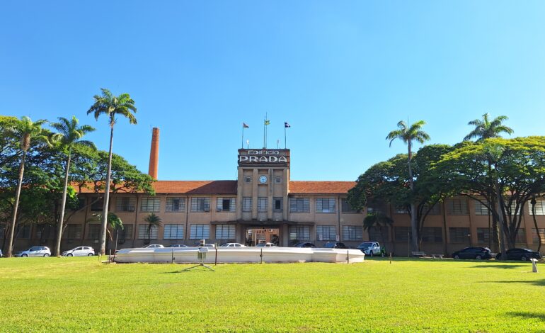 Processo seletivo oferece vagas de estágio para estudantes de níveis médio e superior