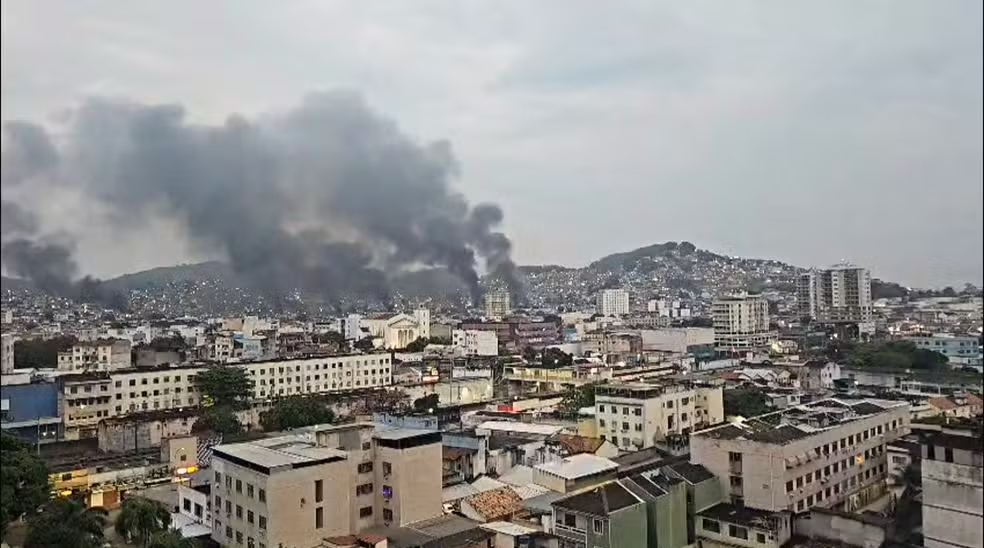 Operação no Rio contra facções criminosas registra 64 mortes