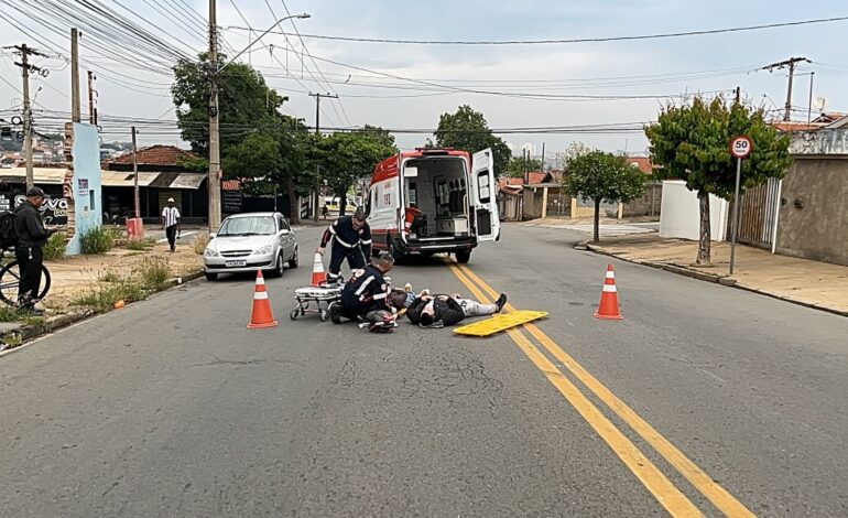 Casal de motociclistas fica ferido após ser atingido por caminhonete que fugiu do local em Limeira
