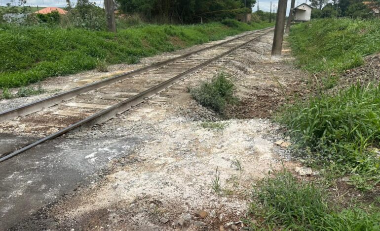 Moradores do bairro Tatu, na zona rural de limeira, reclamam de forte cheiro de soja na linha do trem