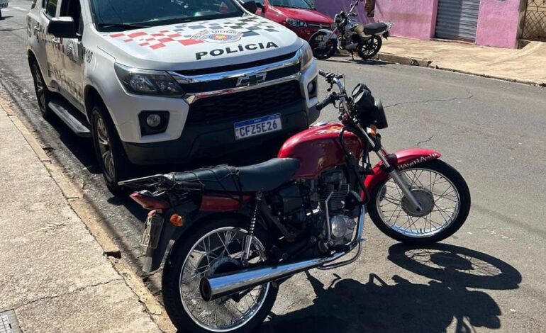 Homem é preso por furto e tráfico de drogas em Limeira; ação foi flagrada por câmeras de segurança