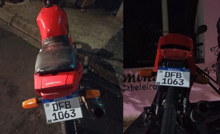 Adolescente é flagrado pela GCM com motocicleta com placa artesanal no Jardim Ouro Branco