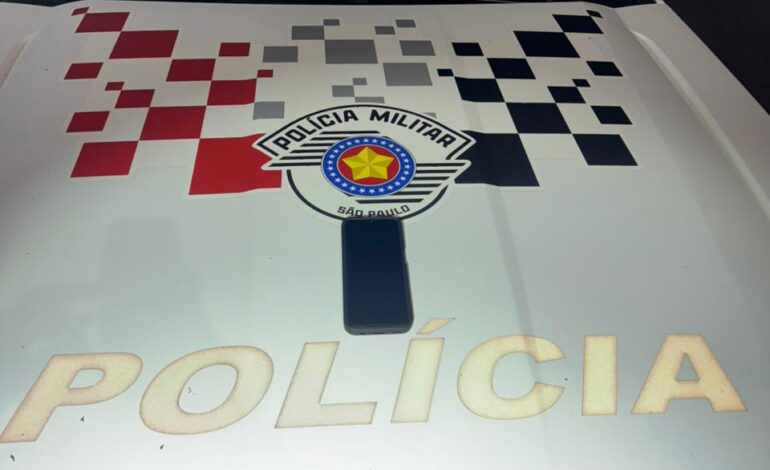 Celular furtado é apreendido durante abordagem policial em Limeira