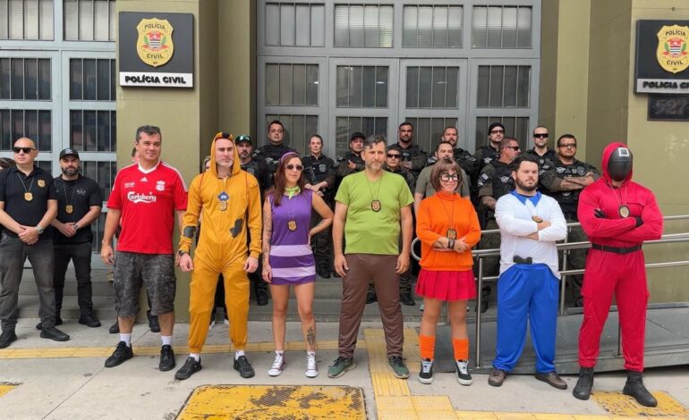 DHPP usa fantasias para prender criminosos em meio aos blocos de Carnaval em SP