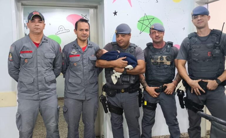 Bebê de 40 dias é socorrida por policiais militares após engasgar com leite materno em Limeira