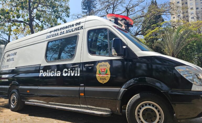 Carnaval em SP terá delegacia móvel, ações educativas e reforço policial para proteger mulheres