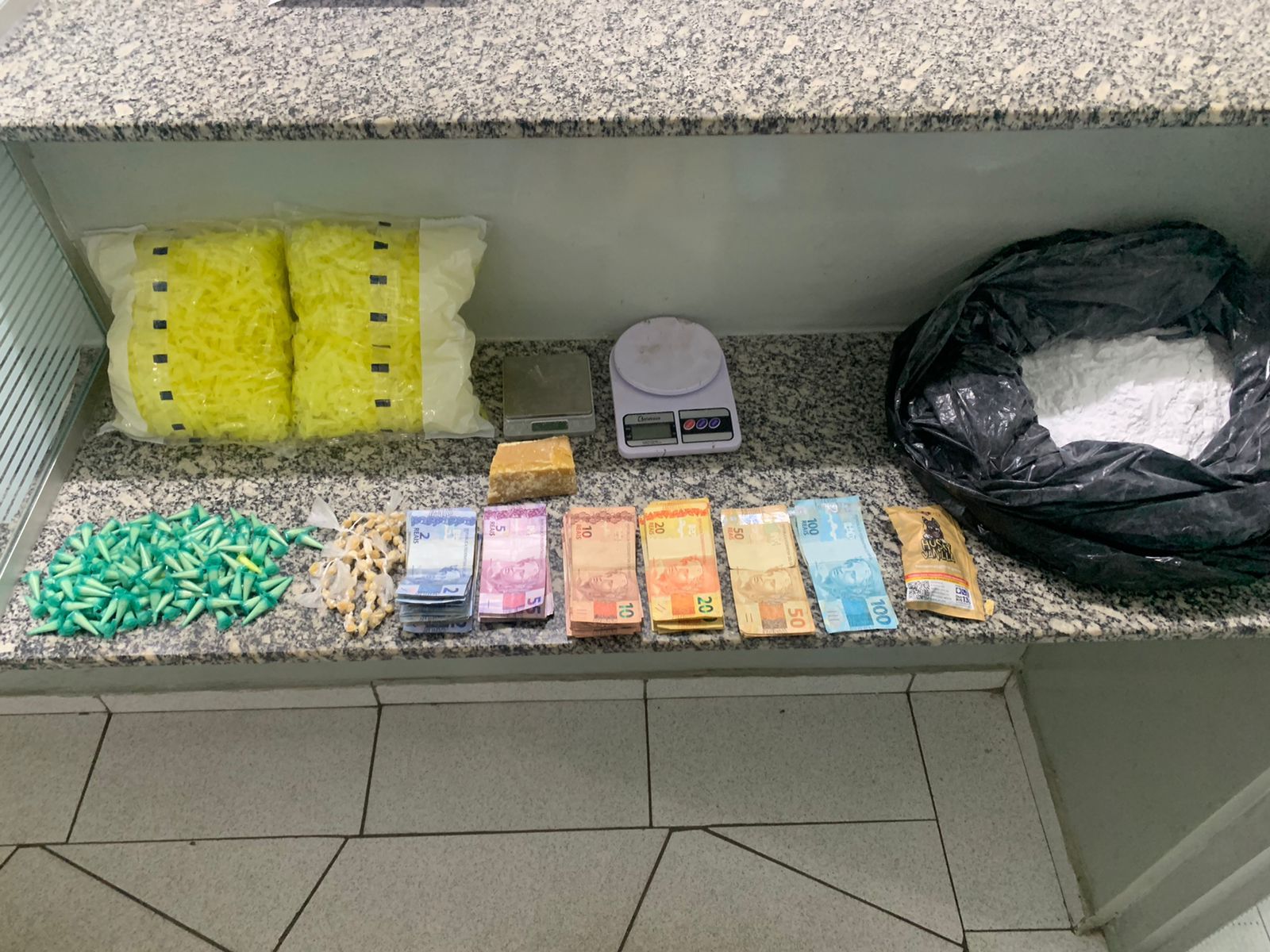 BAEP prende suspeito por tráfico de drogas em Limeira