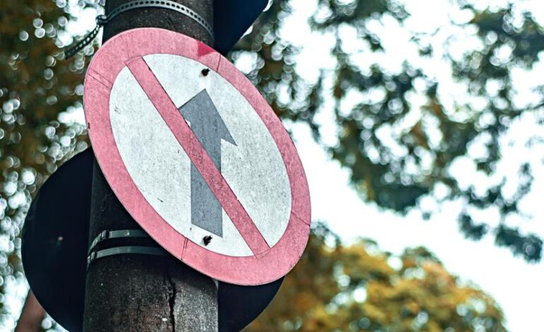 Rua Manoel Rato, no bairro Cecap, terá sentido único a partir de quarta-feira (22)