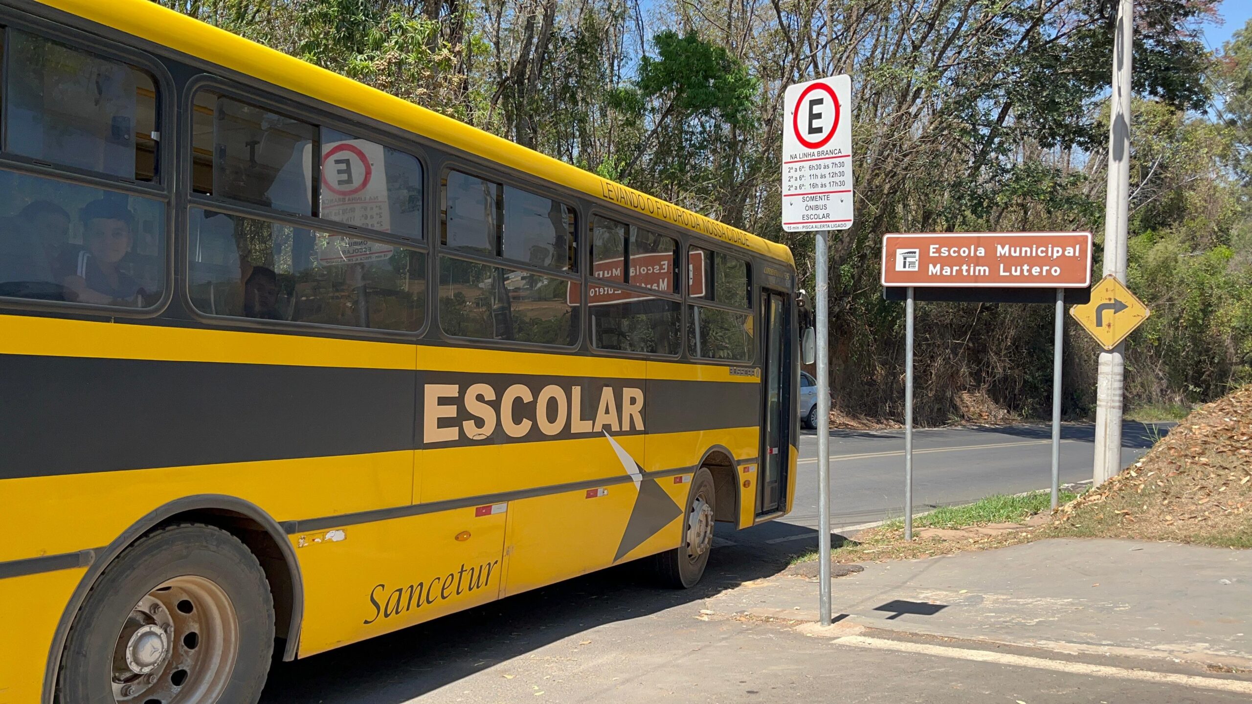 Mães de alunos denunciam precariedade no transporte escolar da zona rural de Limeira