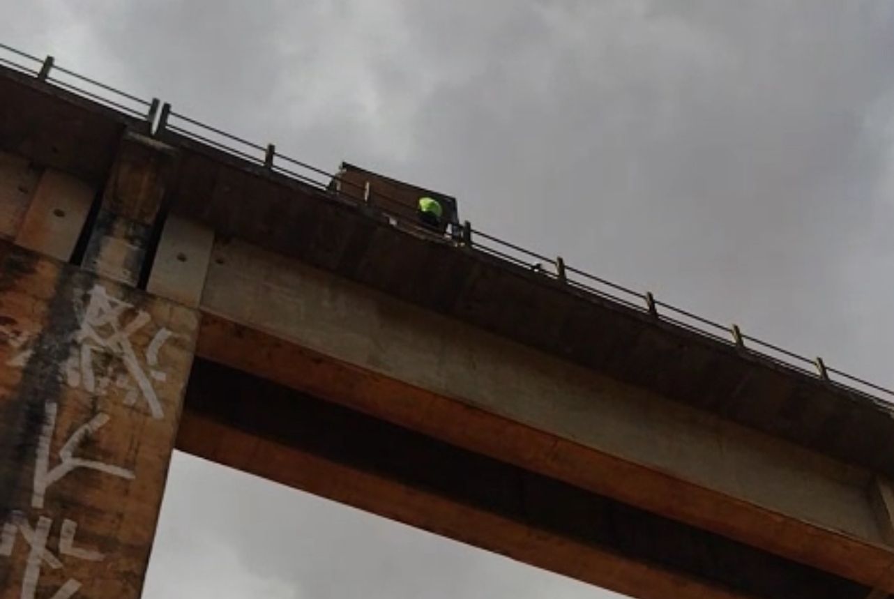 Ponte do Esqueleto: Jovens ficam gravemente feridas após queda de bungee jump