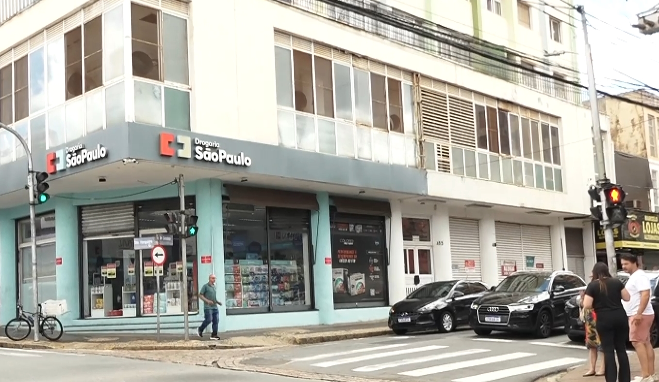 Princípio de incêndio mobiliza Bombeiros no Centro de Limeira