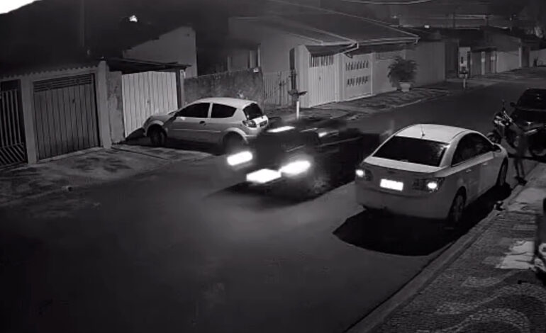 Criança é atropelada enquanto brincava na rua e motorista foge do local em Araras